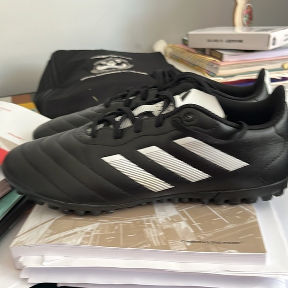 New Adidas turf soccer shoes. US 9 - Picture 2 of 6